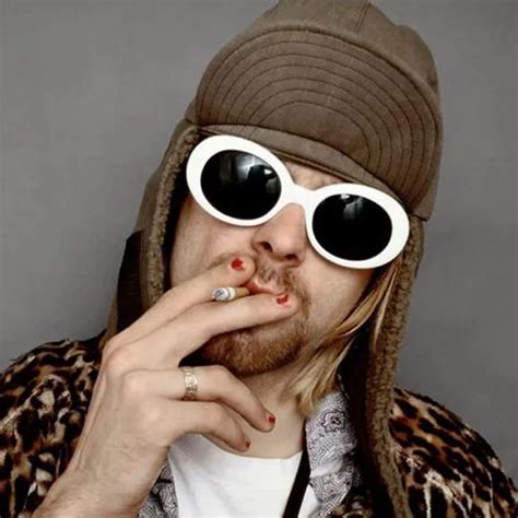 kurt cobain gafas blancas